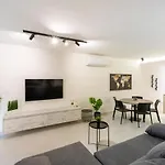 Beautiful, Cozy Just Off The Promenade & Wifi By 360 Estates *