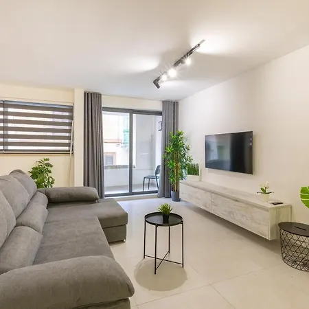 Beautiful, Cozy Just Off The Promenade & Wifi By 360 Estates