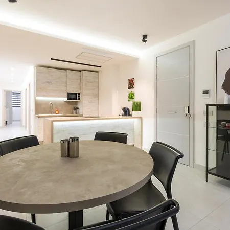 Beautiful, Cozy Just Off The Promenade & Wifi By 360 Estates Lejlighed Sliema