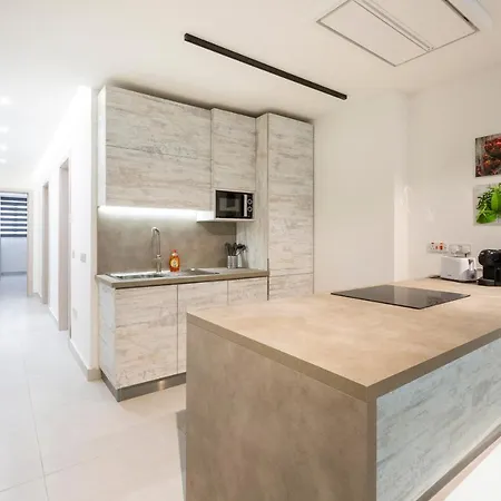 Beautiful, Cozy Just Off The Promenade & Wifi By 360 Estates Σλιέμα