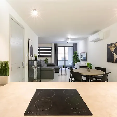 Διαμέρισμα Beautiful, Cozy Just Off The Promenade & Wifi By 360 Estates