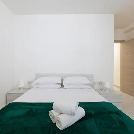 Beautiful, Cozy Just Off The Promenade & Wifi By 360 Estates